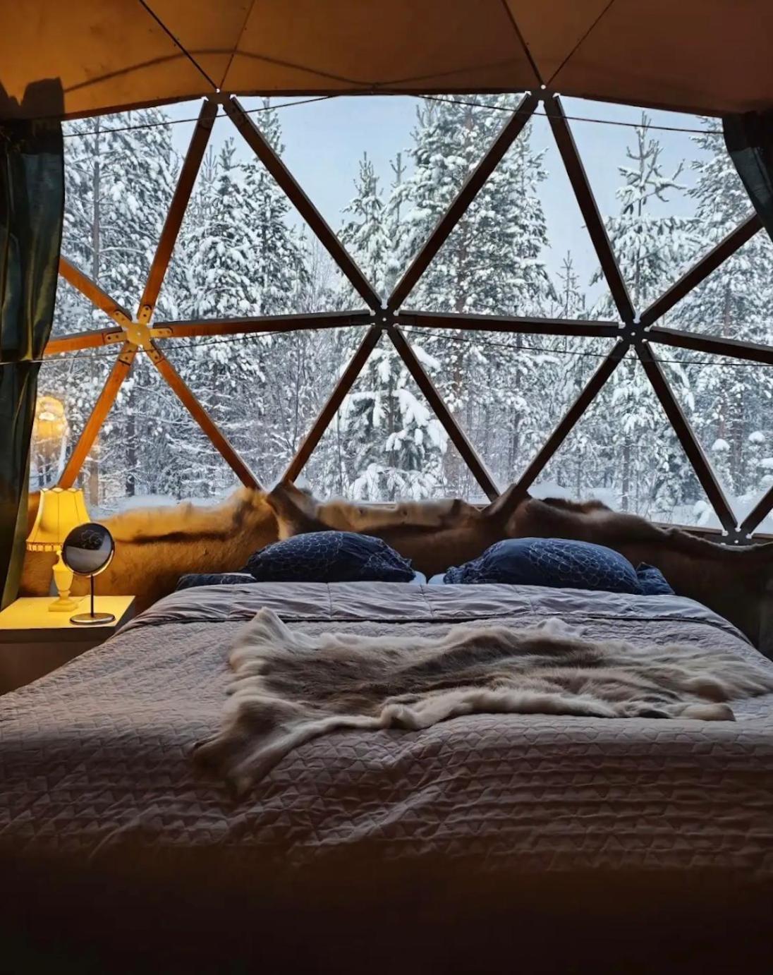 Aurora Igloo Fireplace-Heated Tents In A Secret Forest With Private Jacuzzi And Shared Sauna Bathroom And Dog Friendly Ροβανιέμι Εξωτερικό φωτογραφία